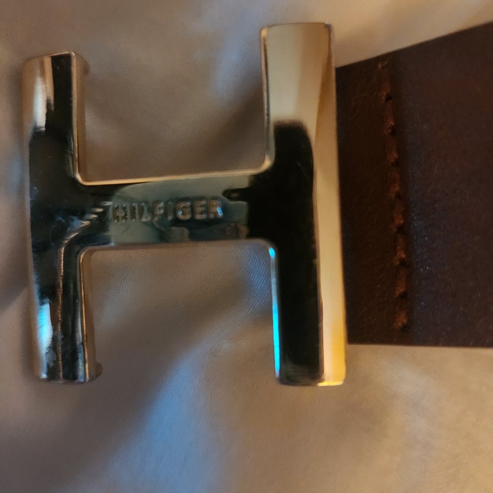 Tommy Hilfiger Brown Belt with Gold H Buckle. Size S